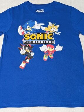 Sonic The Hedgehog Blue Tee Youth XL 18/20 Runs Small Slim Fit 12/14 Sega Shirt